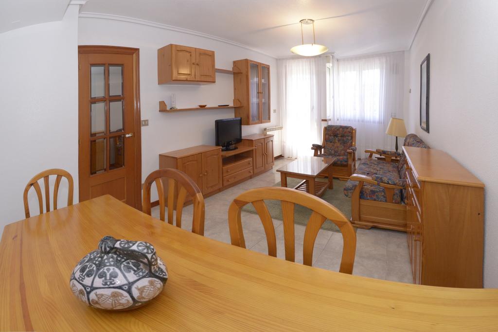 Apartamentos La Terraza Laredo Room photo
